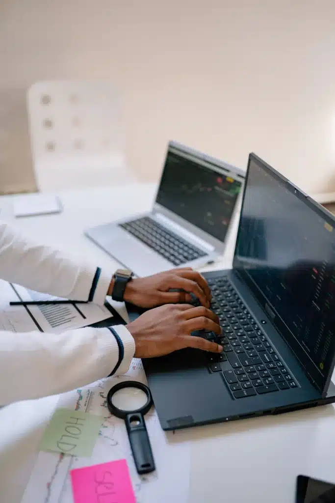 L&rsquo;IA remplace une tâche, pas un poste : ce qui change vraiment en PME